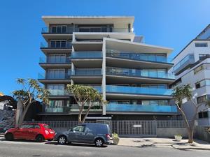 3 Bedroom Property for Sale in Sea Point Western Cape
